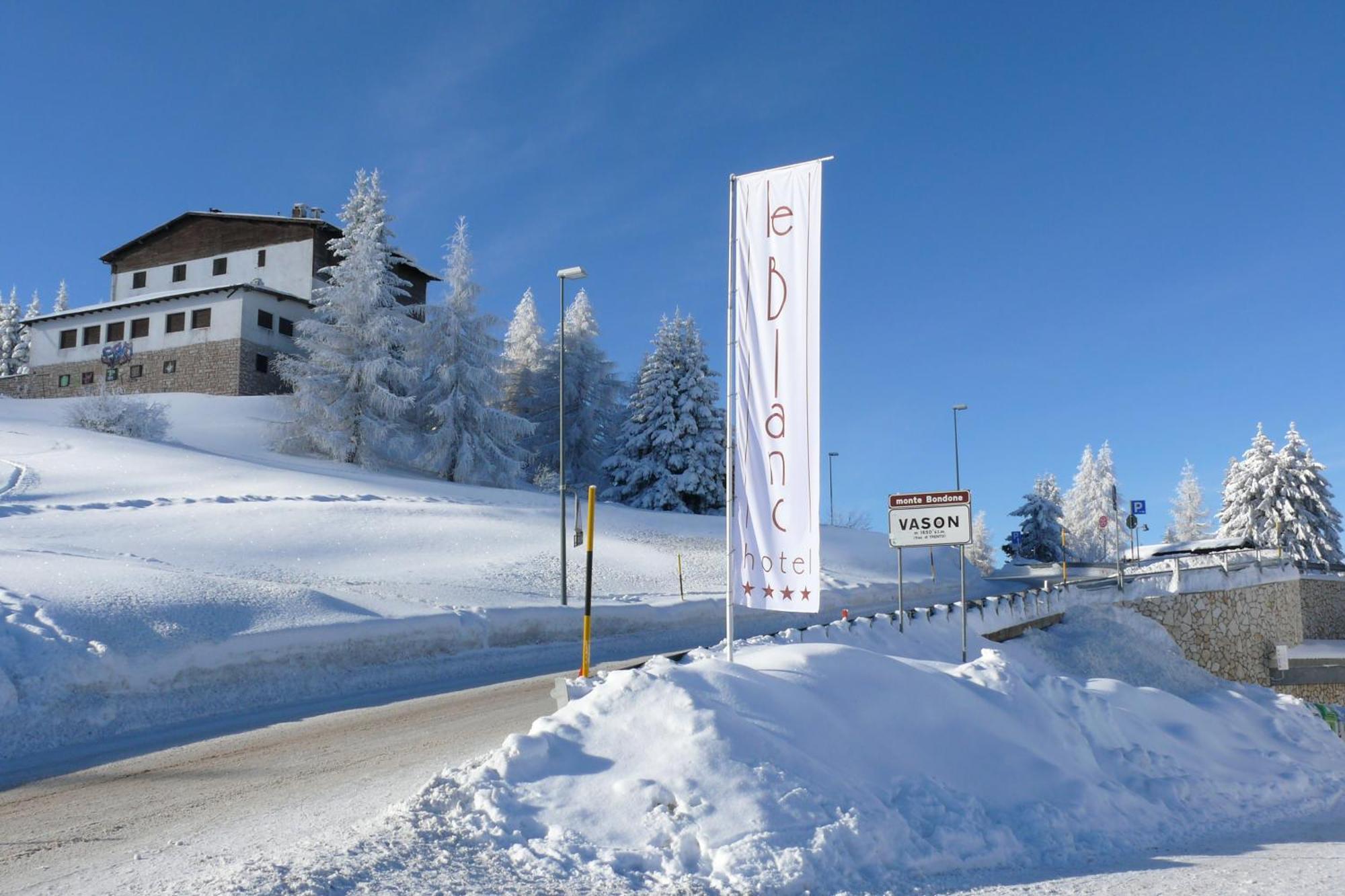 Le Blanc Hotel&Spa Vason Extérieur photo